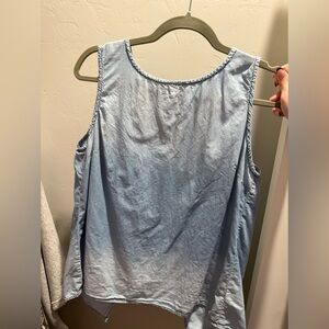Women tank top